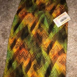 NWT Lularoe Cassie 💗❤️